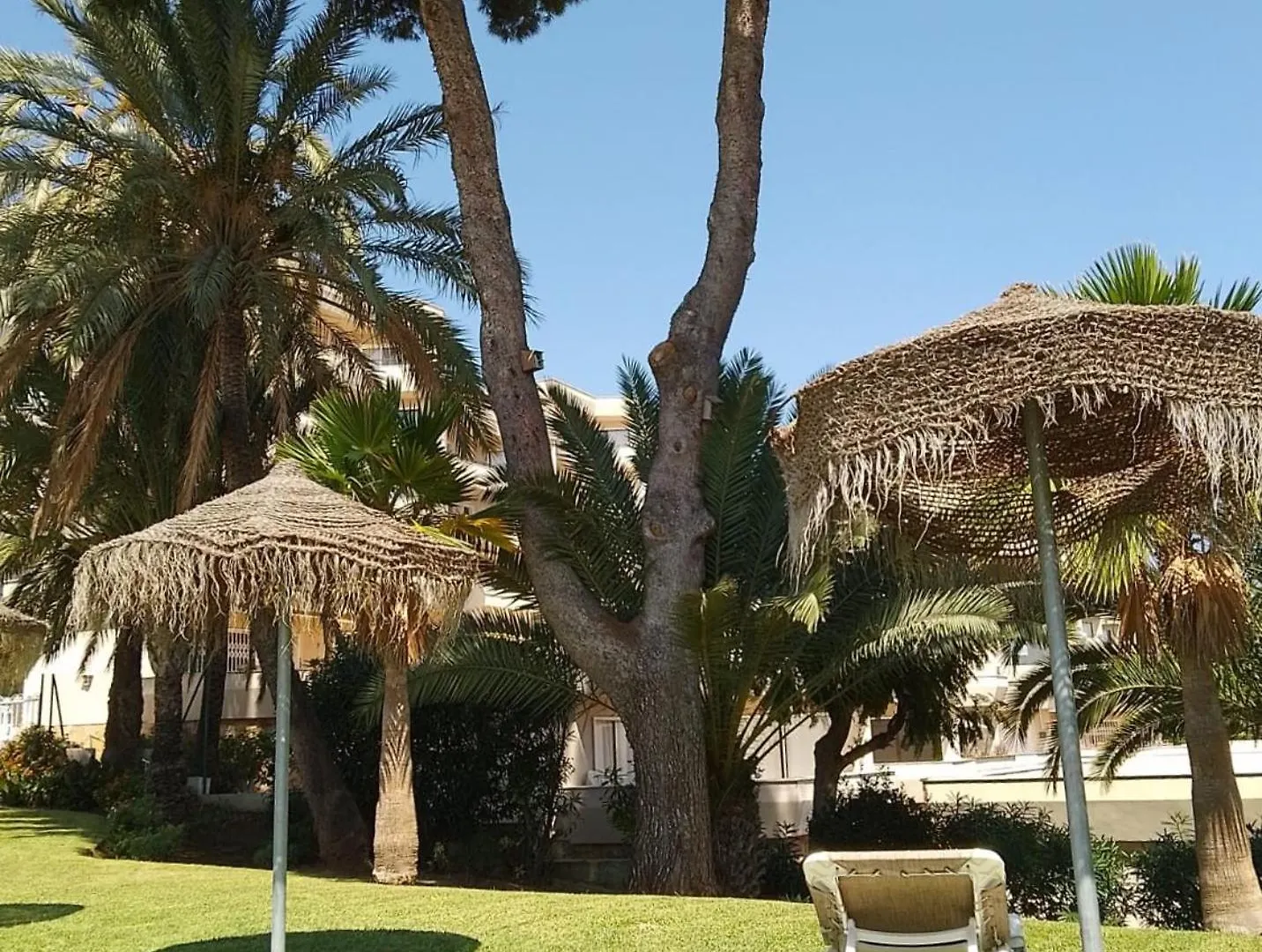 Accommodatie bij particulieren Habitacion Deluxe Con Bano Privado En Atalaya Apartagolf, Estepona