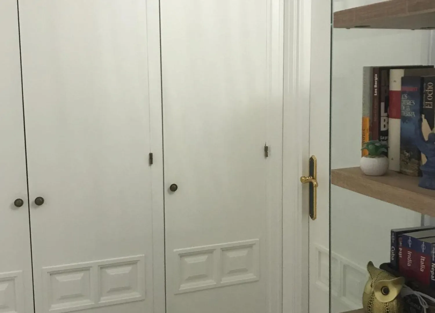 Homestay Habitacion Deluxe Con Bano Privado En Atalaya Apartagolf, Estepona Spain